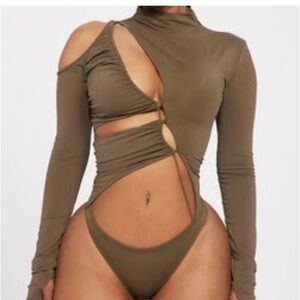 Fashion Nova NWT! Cut-Out Bodysuit